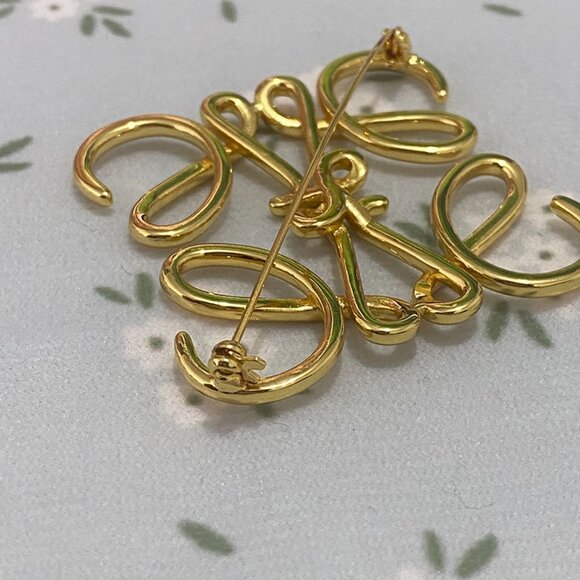 Loewe's Classic Anagram Brooch In Gold-Tone Metal - Picture 6 of 6
